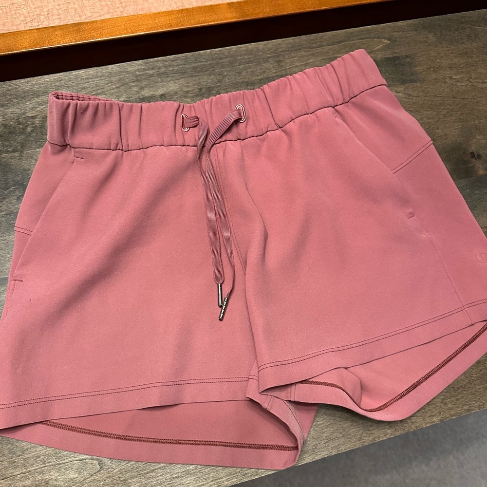 Mauve Lululemon shorts size 6
